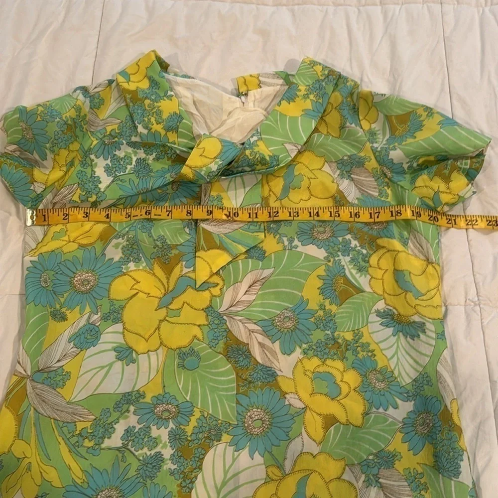 Elegant Miss of California Vintage flower dress